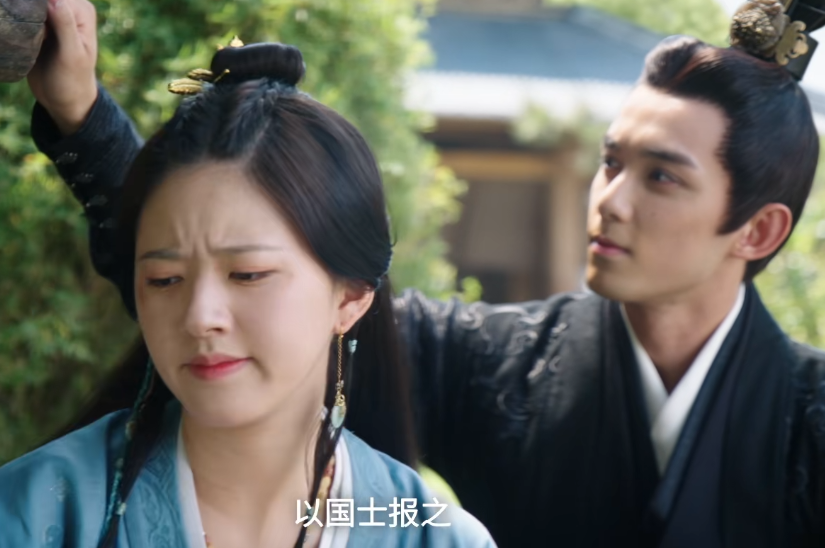 换剧如换脸，演完《甄嬛传》再演《星汉灿烂》，差点没认出陈思斯