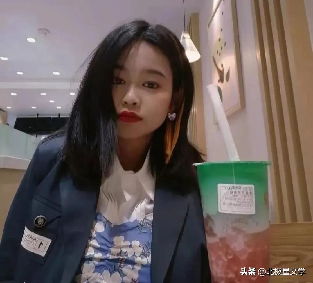 华语女诗人诗歌经典选读