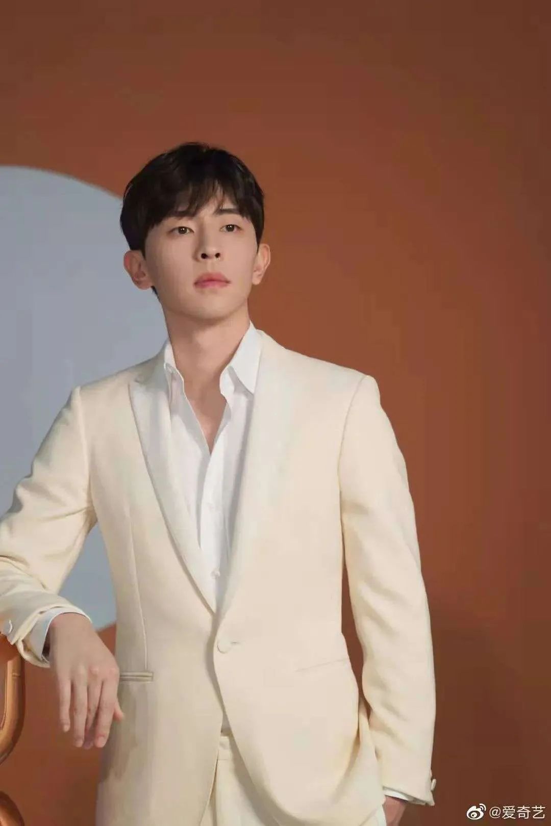 风云邓伦偷逃税被罚106亿元久久丫桂格清扬君乐宝等代言品牌迅速终止