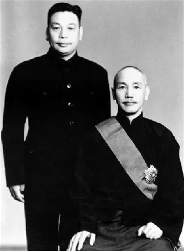 蒋介石临终遗言，对着蒋经国说出囚禁张学良的原因：不能放虎归山