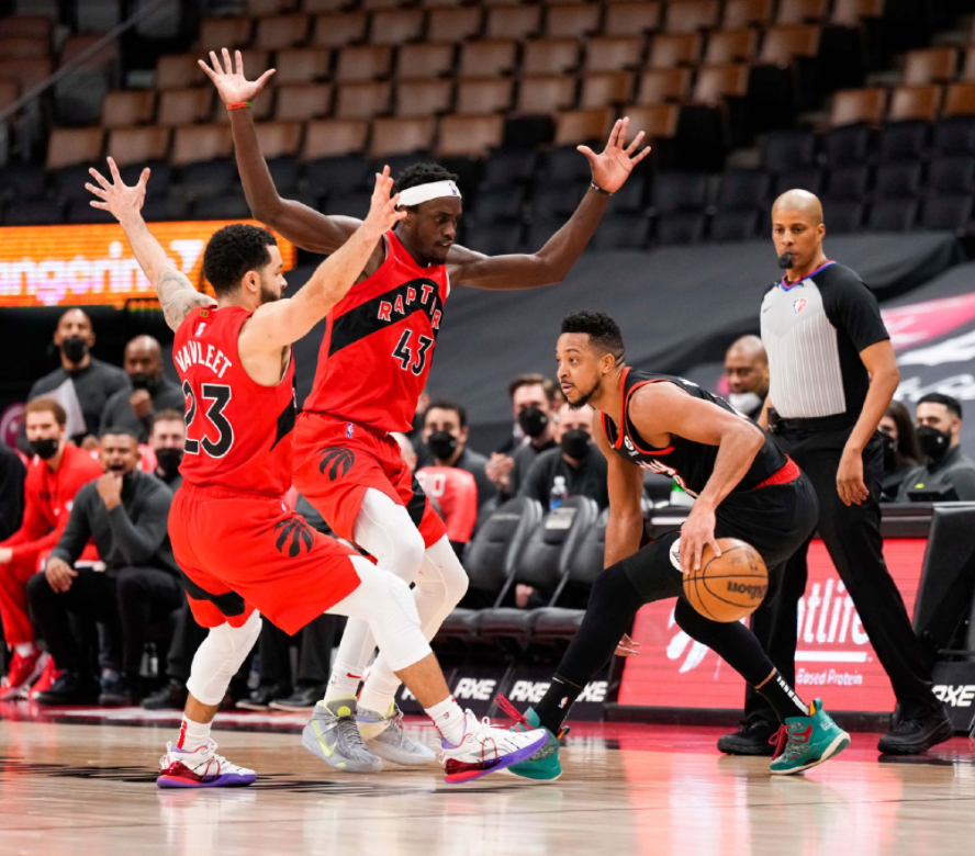 安踏和nba合作的鞋有哪些(好精彩！巴特勒、拉塞尔换鞋了，CJ签名鞋亮眼，安踏的也超好看)