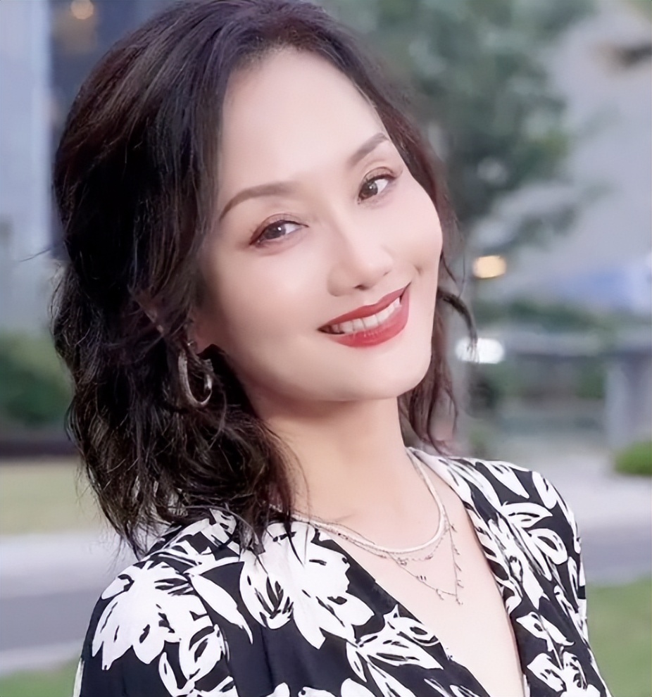 这10位母亲专业户，烟火气又不失魅力，都是中国人心中母亲的模样