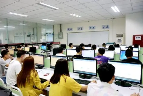 想选计算机专业，先了解行业“内幕”，3个专业堪称“就业之王”