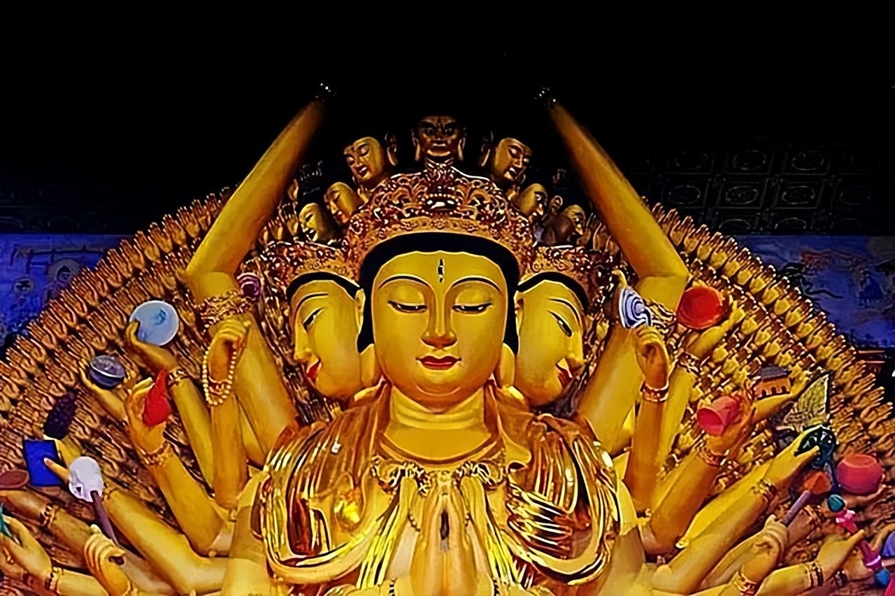 14年重庆工人修复800年前观音像，发现暗格，打开一段封藏的历史