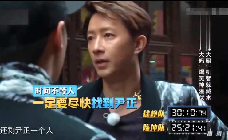 让人舔脚趾，当众凌辱学员，盘点那些令你难以想象的明星恶臭行为