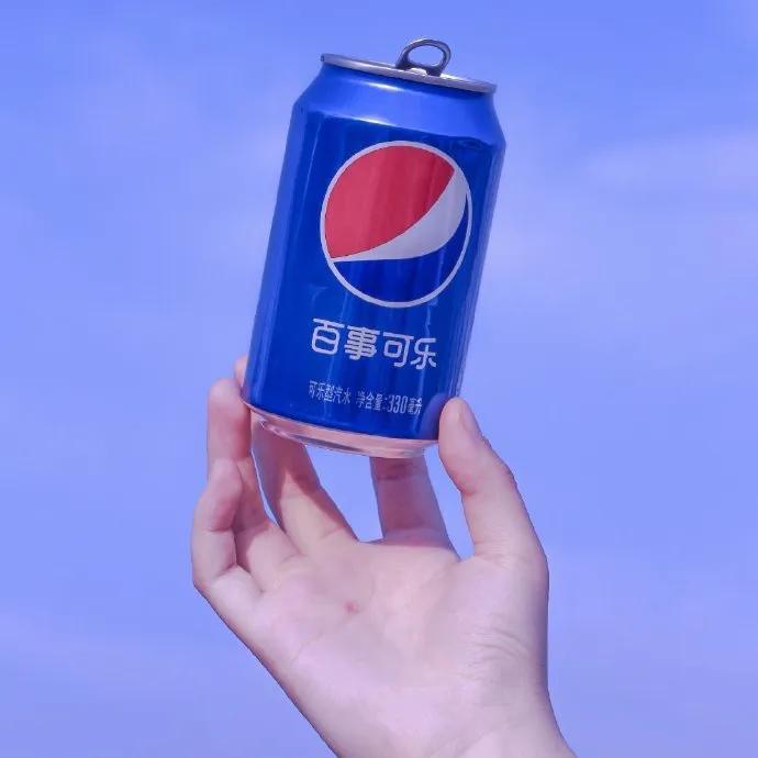 请别把我当傻瓜，有些事不是我不知道，只是我看在眼里，埋在心里