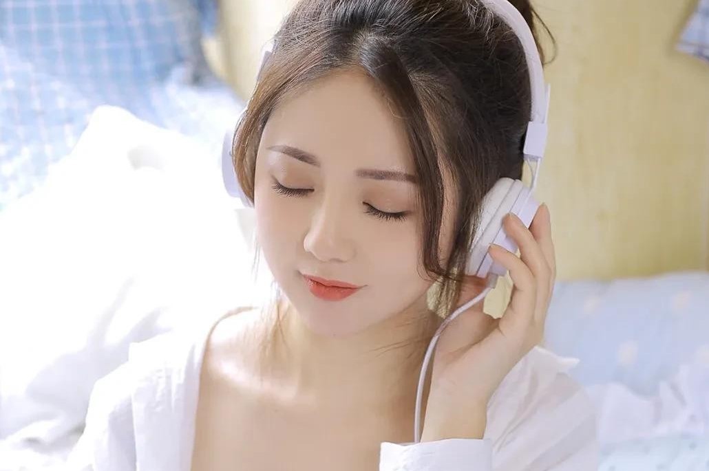 怎么跟刚认识的女生聊天？三个幽默开场白，聊到白头偕老