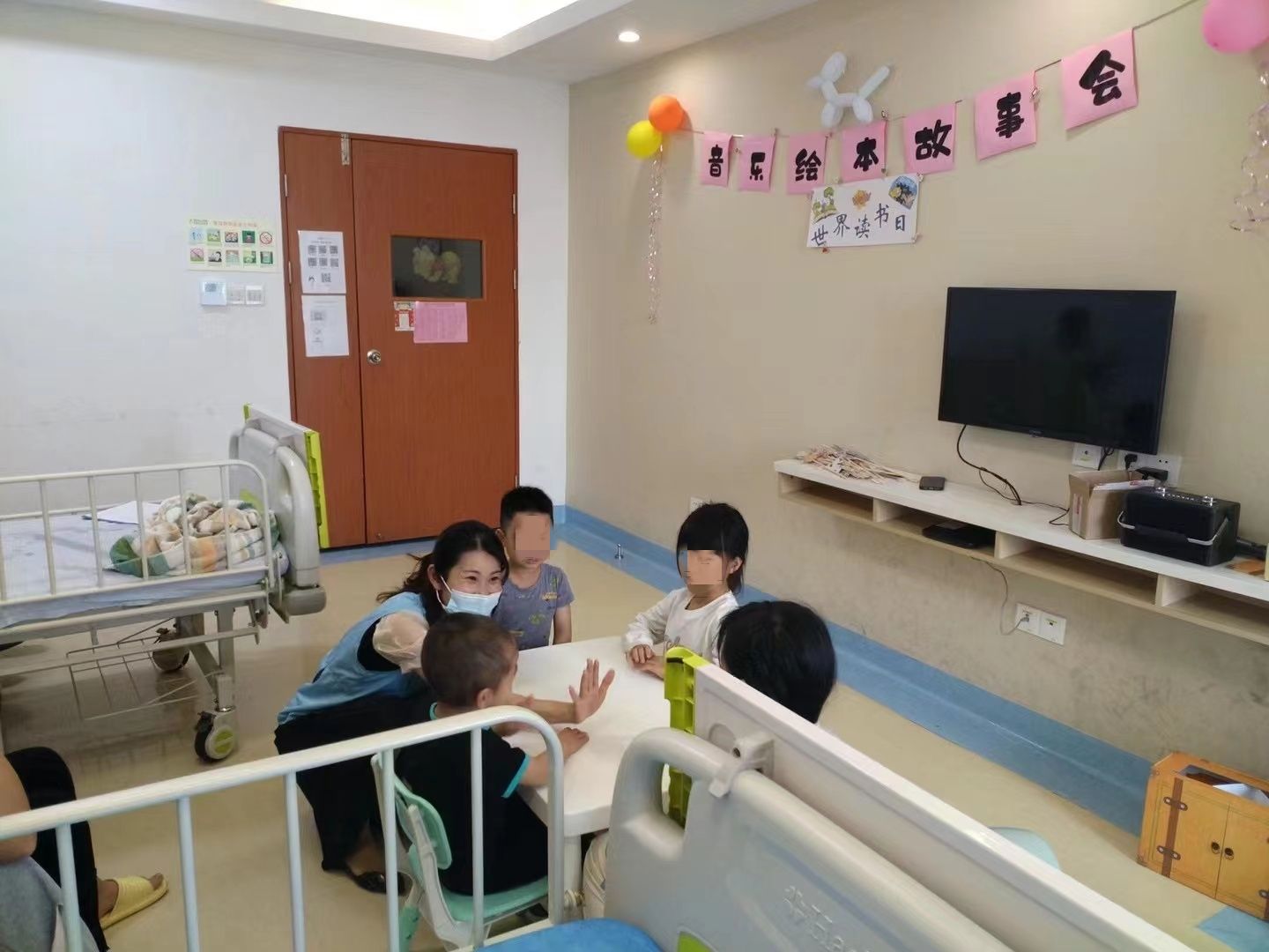 广东姑娘为抗疫志愿者链接千份爱心餐“城市病了，我们并肩作战”