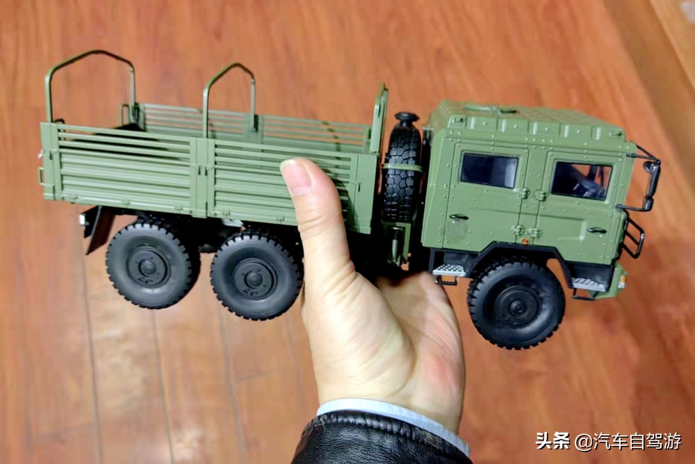 想把开车玩当职业，报高考志愿学什么专业才好？听3位嘉宾来指点