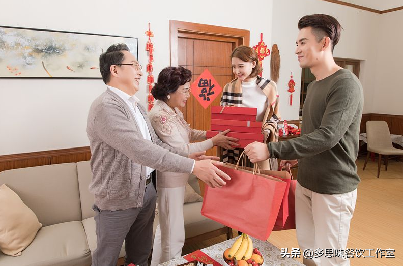 送老丈人什么酒好上档次还不贵（送老丈人酒两瓶还是一箱）
