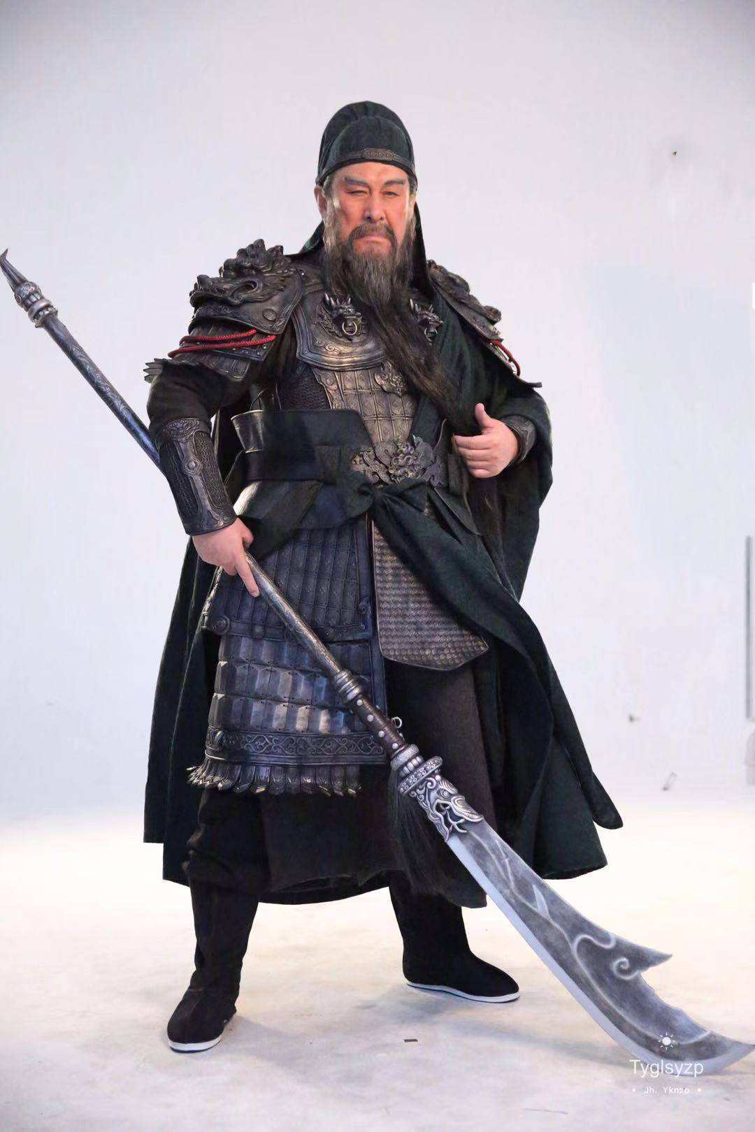 同样是演关公，把甄子丹于荣光陆树铭等5人放一起，差距就出来了