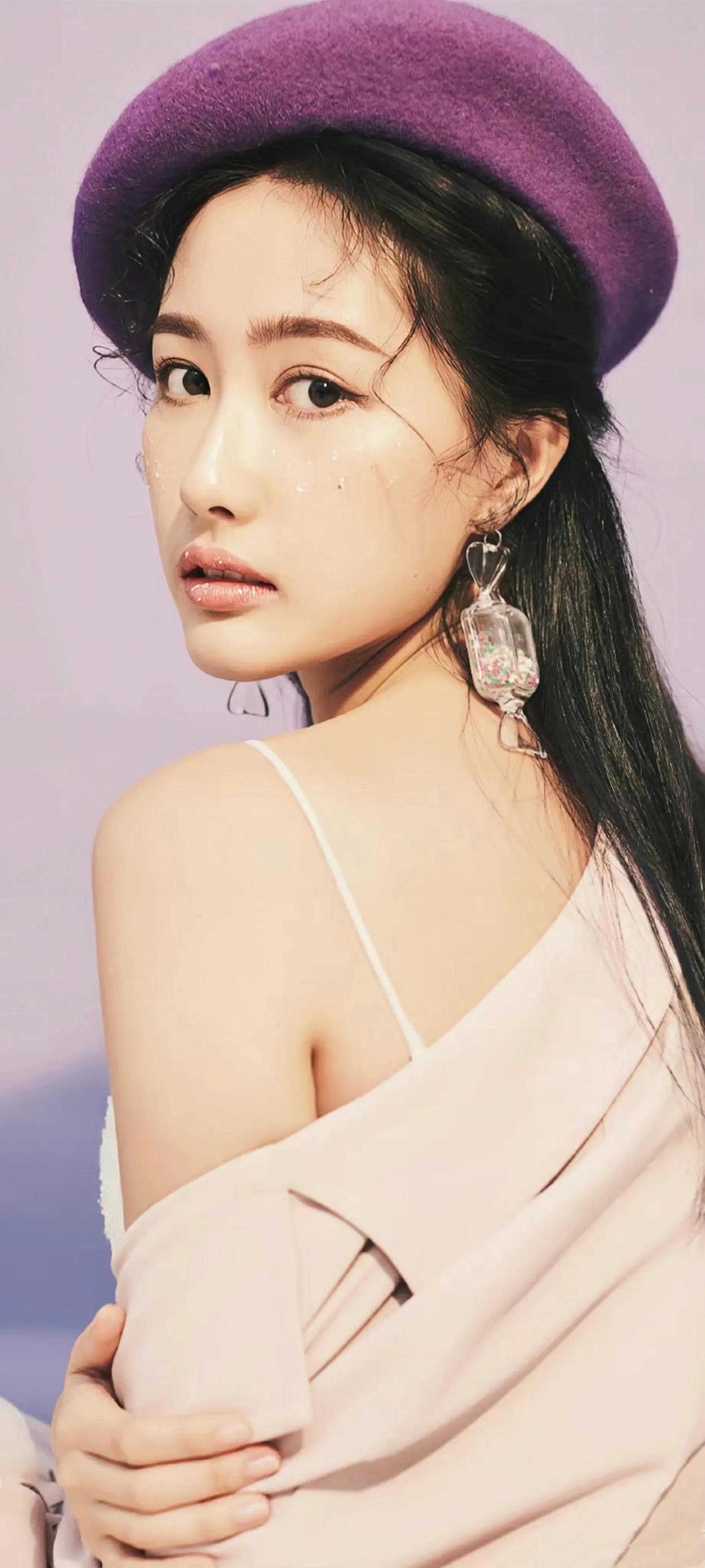 端庄美丽的张子璇