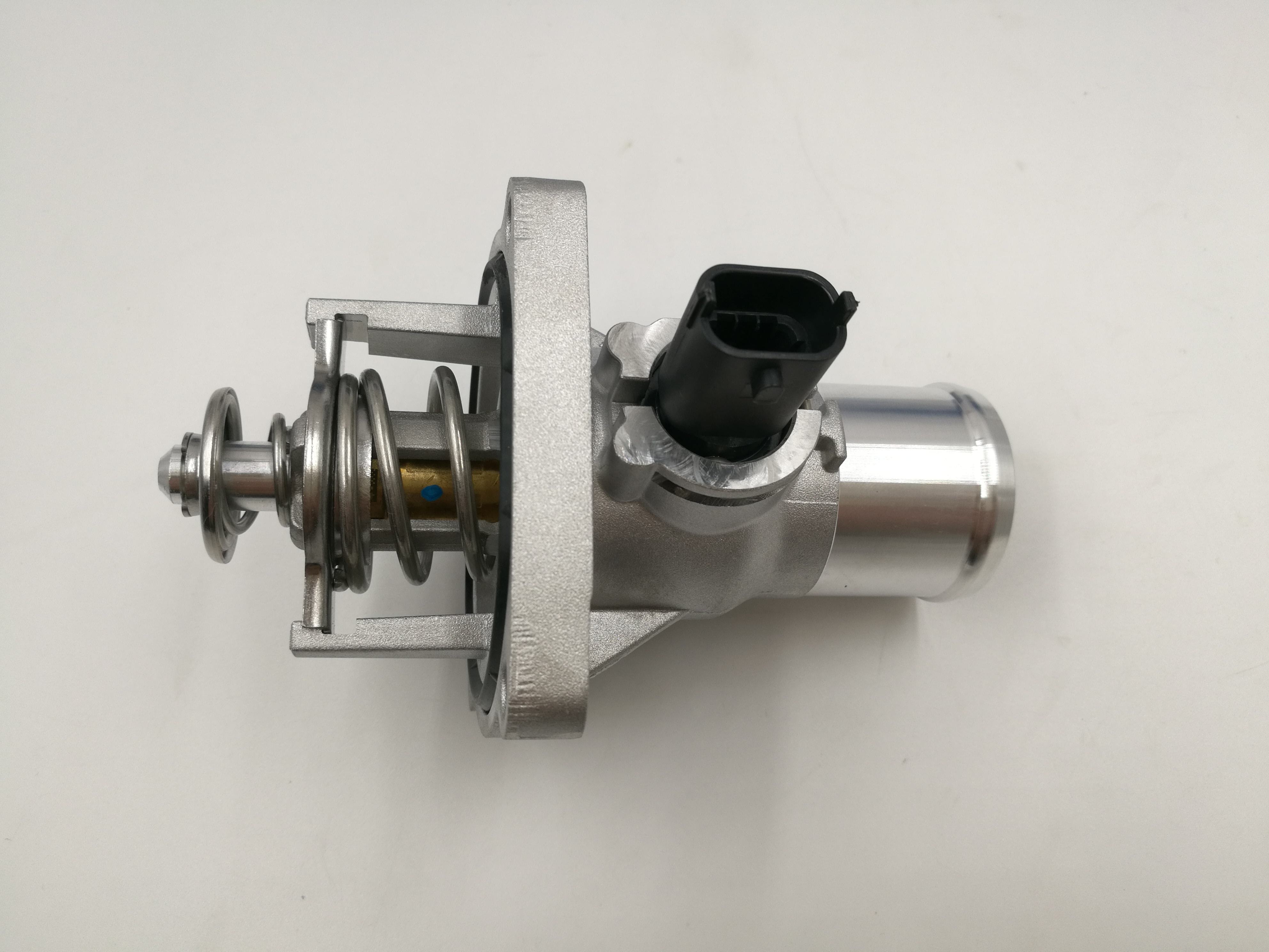 汽车节温器作用及价格详解