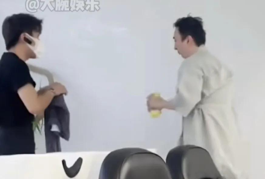 王思聪理发花费28880据说预约了好久才排上的