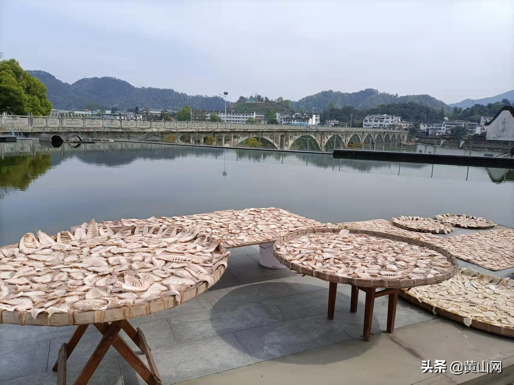 飞阅徽州之十九：千年古埠 新安江画廊