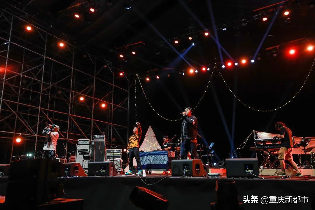 嗨翻清凉仙女山！带你回顾云村营地音乐节现场→