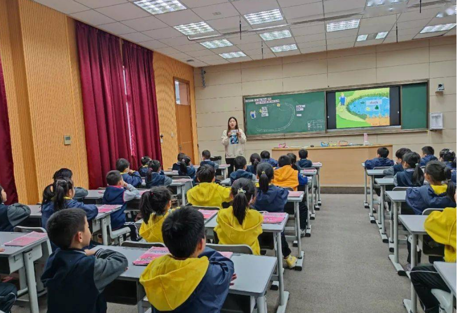 教师想要拿到8000退休金，需满足3个要求，师范生需了解