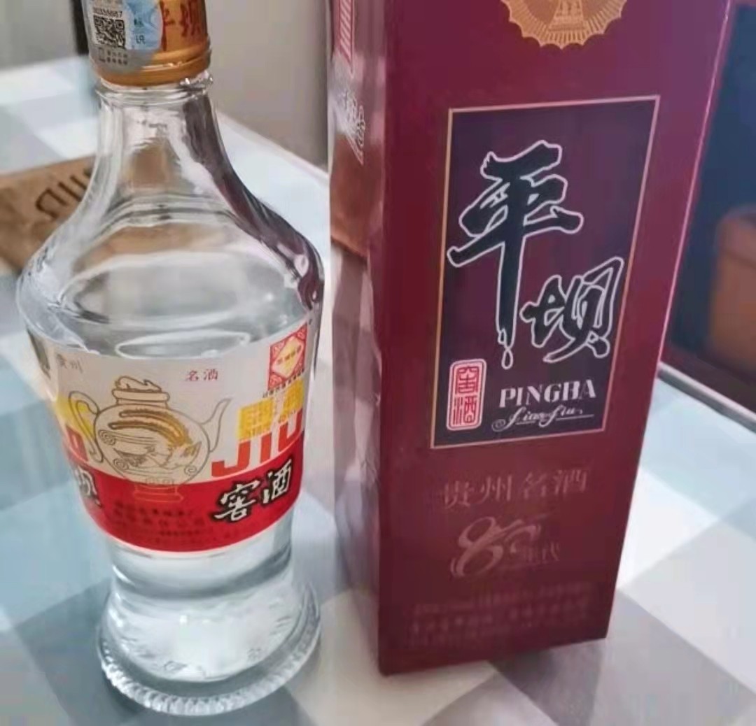 贵州酒厂遍地，那本地人都喝什么酒？这5款好喝不贵，行家成箱买