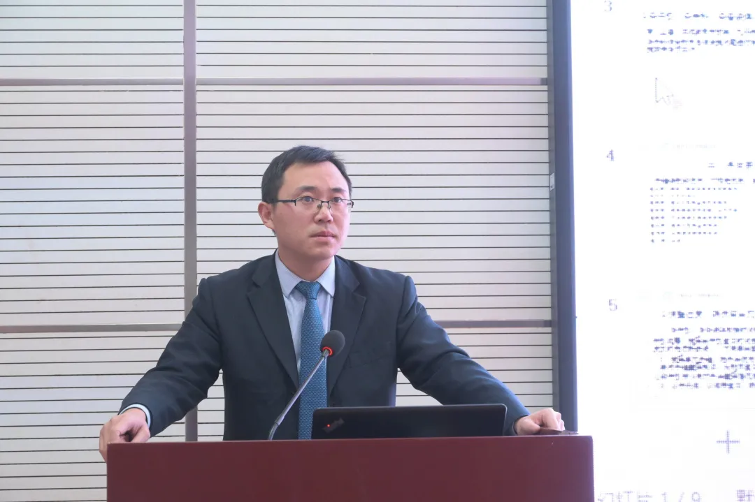 表彰先进树榜样,凝心聚力再出发——云南农大附中期中表彰大会