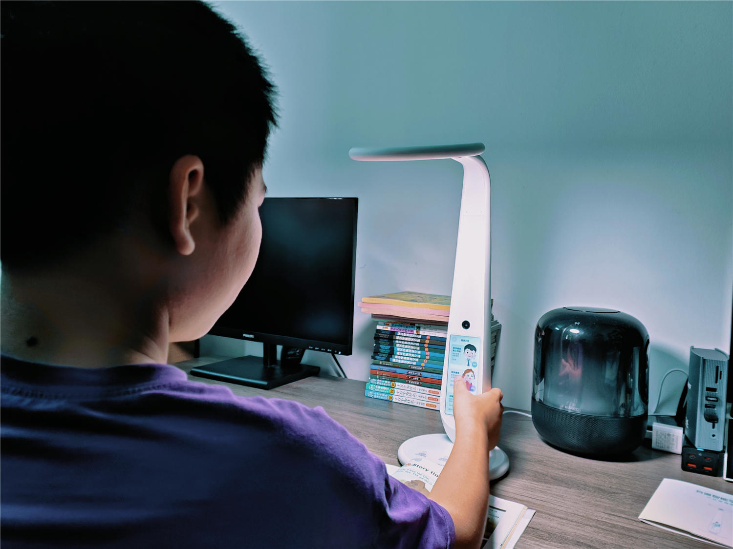 智控大屏｜AI辅助学习，这才是孩子需要的学习灯