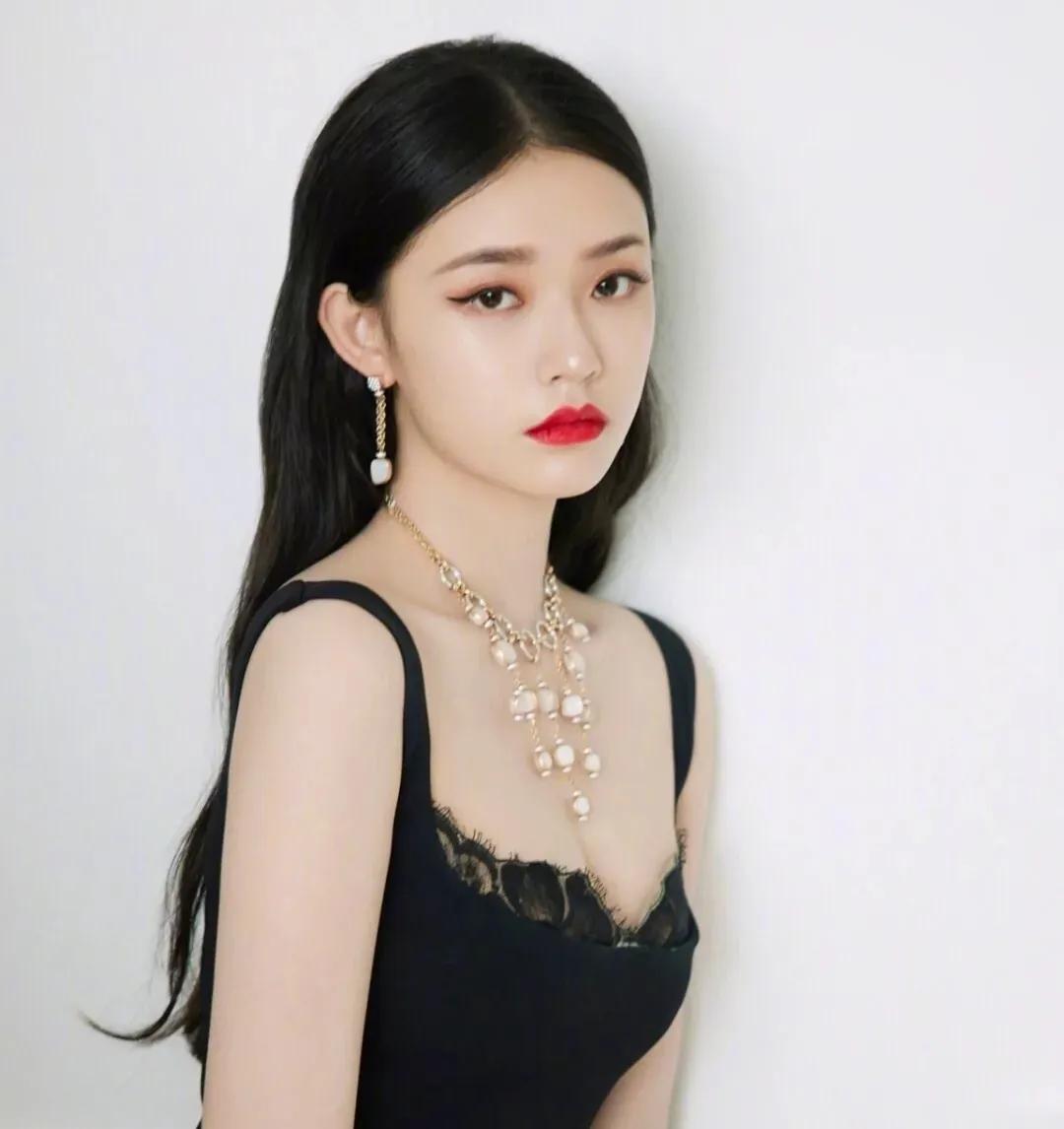 今日娱乐八卦 吴倩 杨紫 林允 杨洋 杨超越 陈飞宇 李易峰 唐艺昕 鞠婧祎