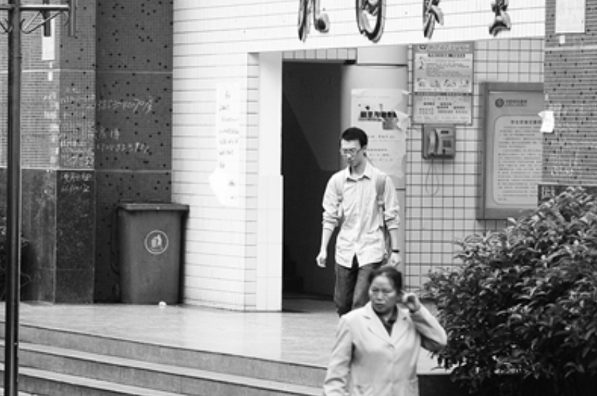 重庆高考状元何川洋：659分考上北大，却因身份造假遭北大拒录