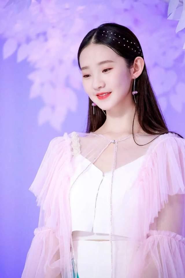 以下00后女明星，谁是你的菜？