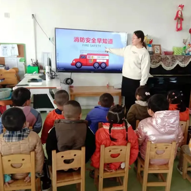 宁阳县文庙中心幼儿园小四班教师宁鑫:用心守护 用爱陪伴