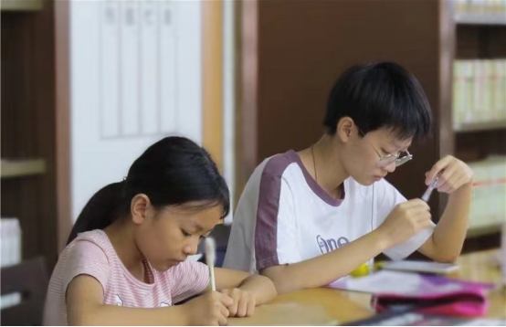 为了“三胎”，高考加分，减房贷、补贴、延假……代表委员费心了