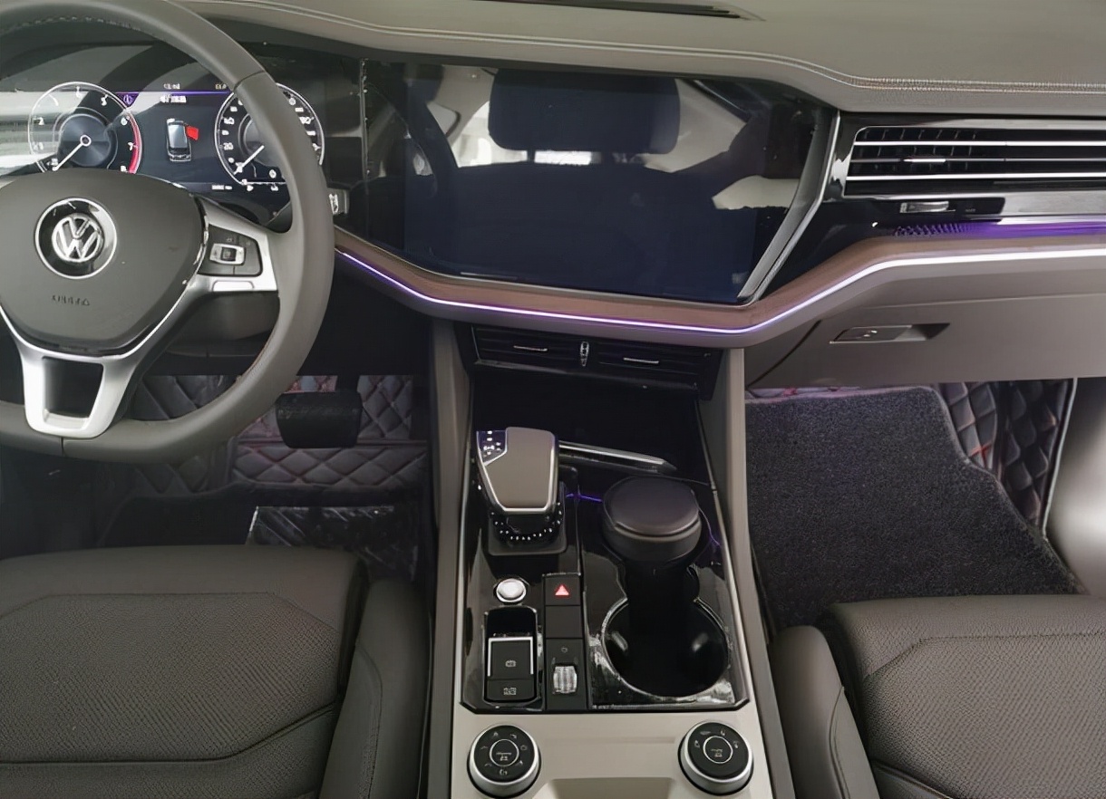 60万没要沃尔沃XC90提了大众途锐，开了2个月，车主有话要说