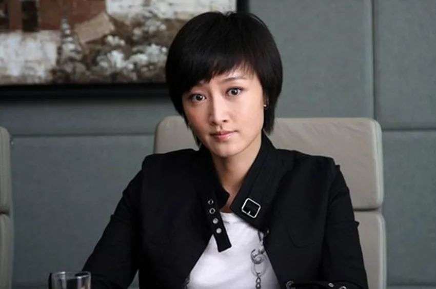 狗血、争产、低调的幸福，5位央视女主持的豪门婚姻，好像都全了