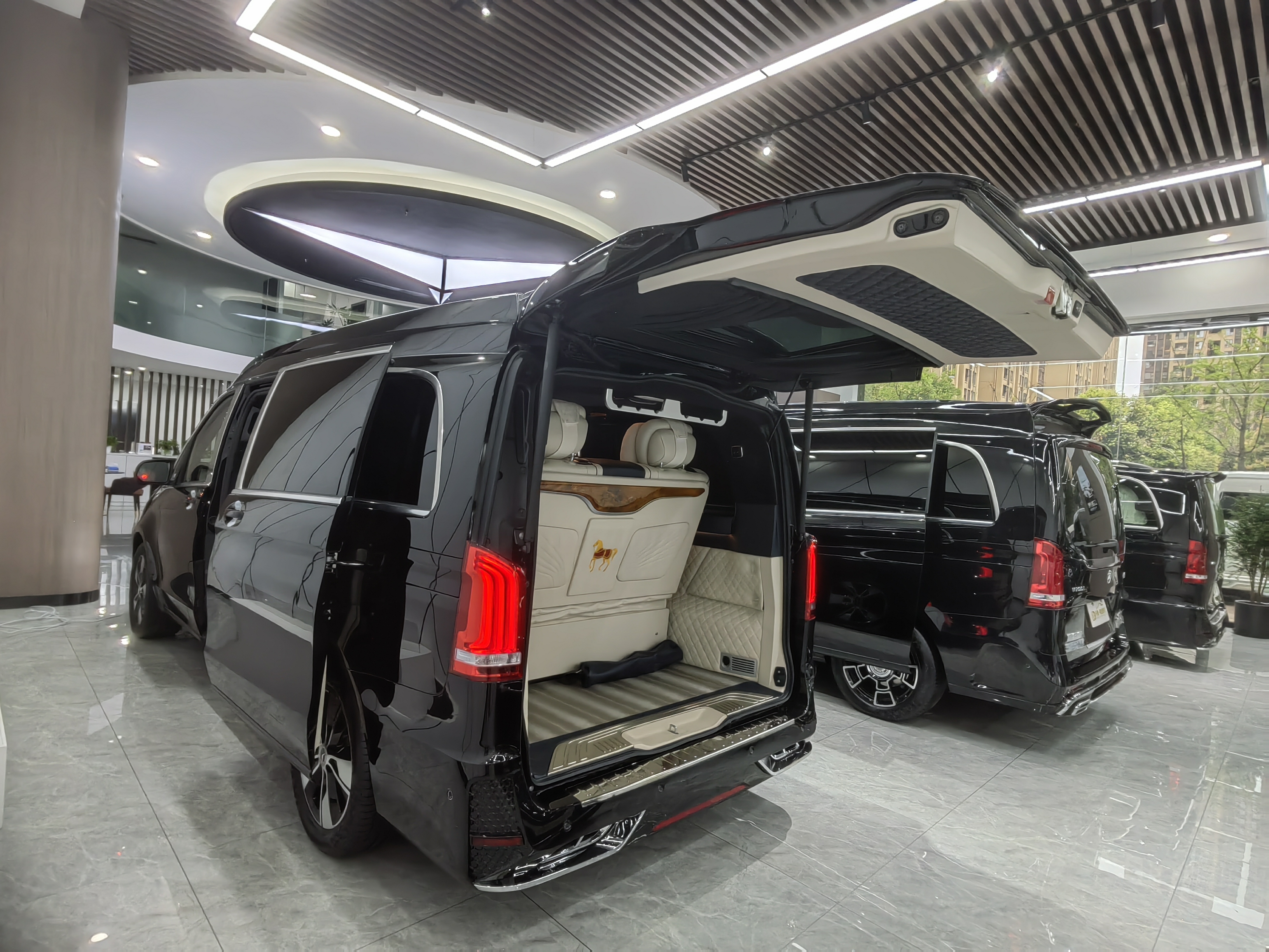 百万级星耀奔驰,繁星点点,2022款v260l重磅呈现