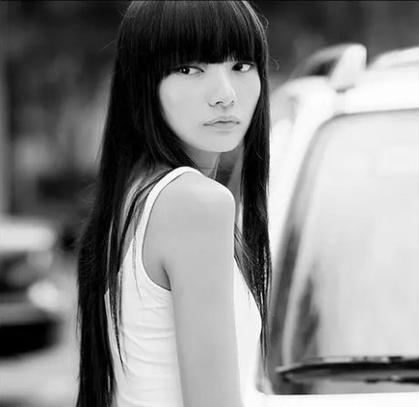 春晓：凭《奋斗》走红，和彭坦闪婚，结婚13年零绯闻