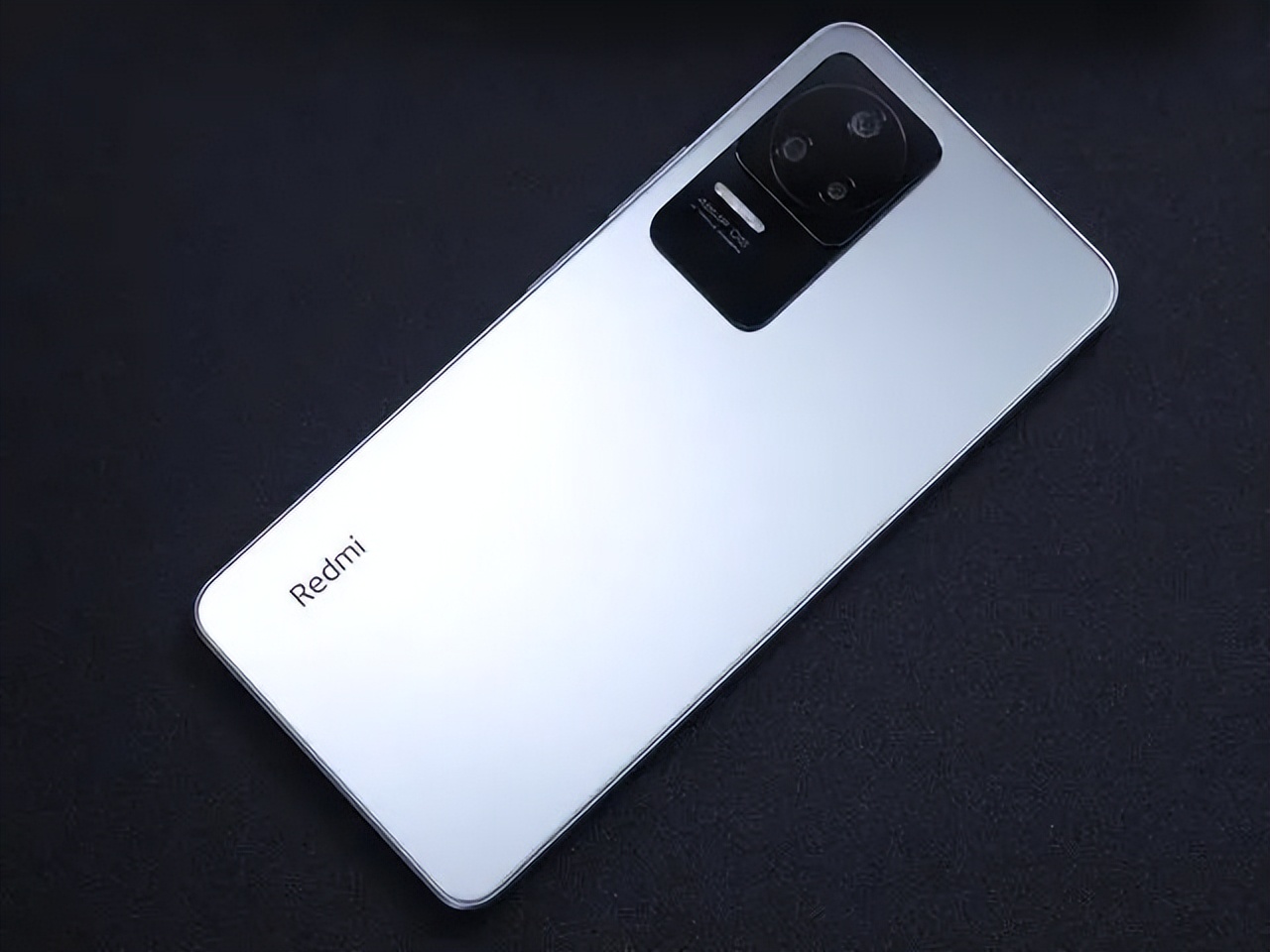 第三款:红米 k40s