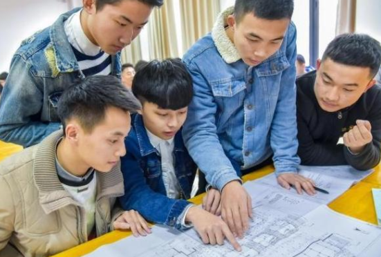 上海公布人才储备标准，部分海归和985受限，本地学生却很开心