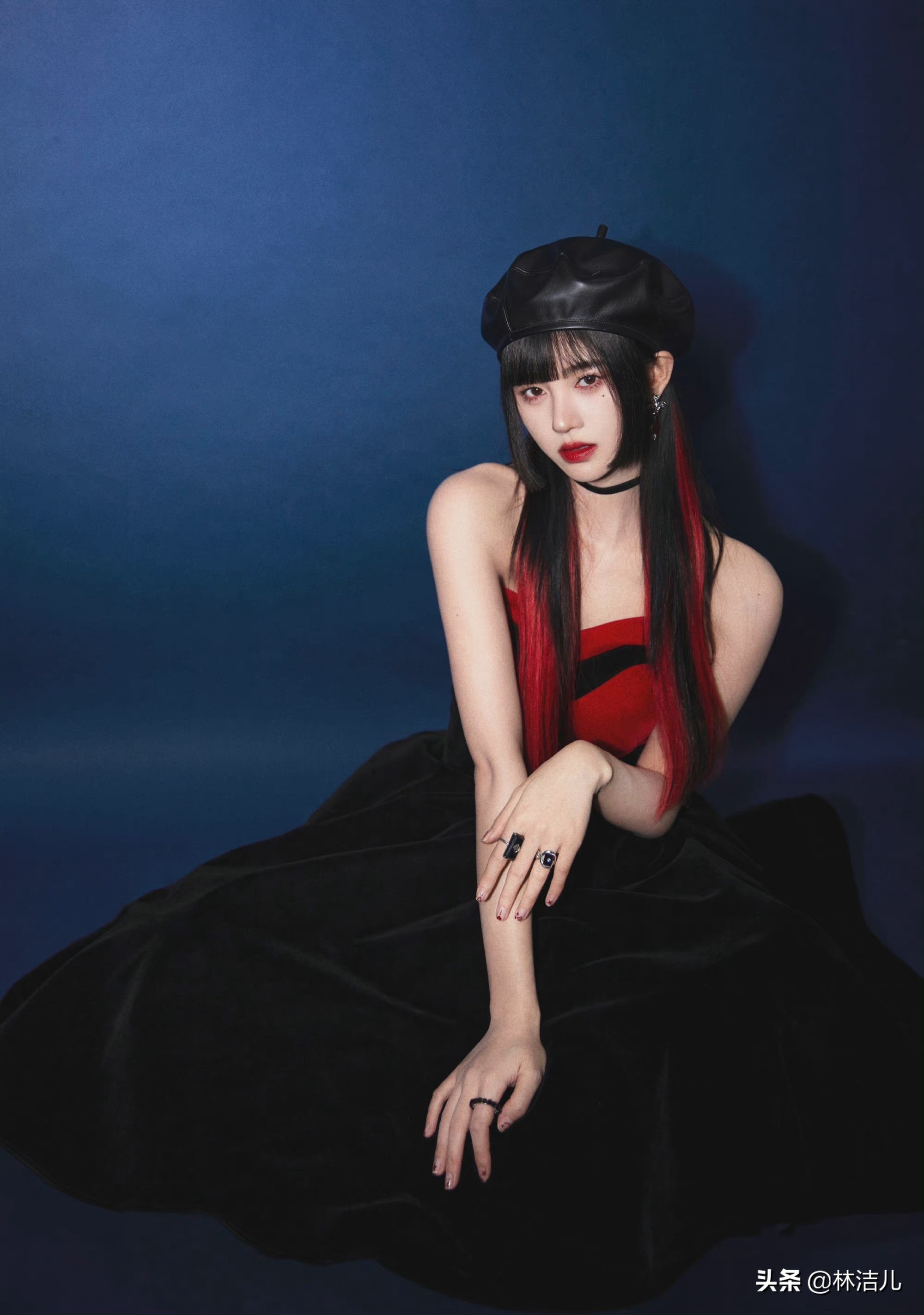 鞠婧祎又换风格，齐刘海+公主切变身“漫撕脸”，换刘海如换脸啊