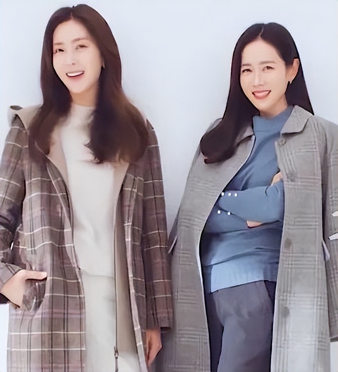 孙艺珍与宋允儿聚餐，身材纤细不像孕妇，玄彬只在一旁烤肉