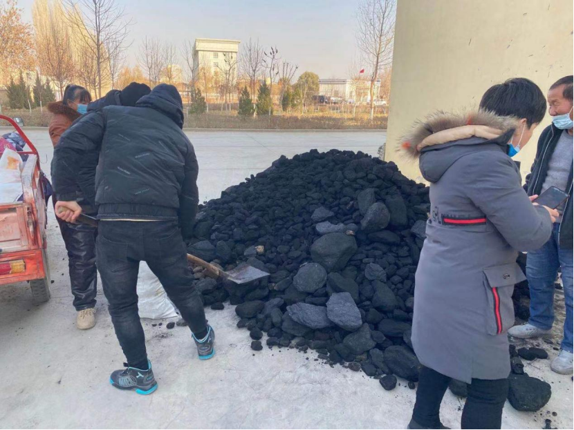 新疆轮台：暖心煤 暖房屋 暖民心