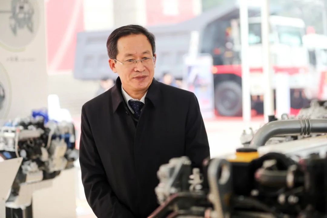 譚旭光：我們要培養出一大批世界一流的高級工程師