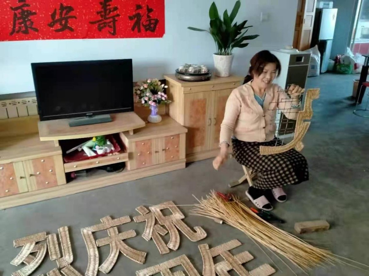奋斗百年路 启航新征程——中国艺术传承人物杜培兰