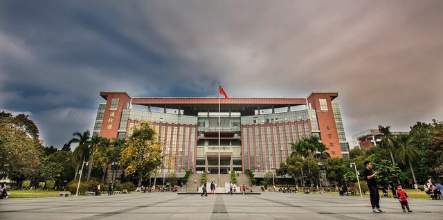 广州高校排行榜出炉，广州大学进入前三，华南理工稳居榜首