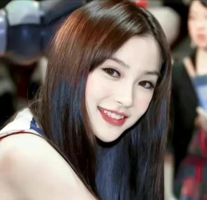 我一个女的都被baby迷住了，怎么能这么好看啊