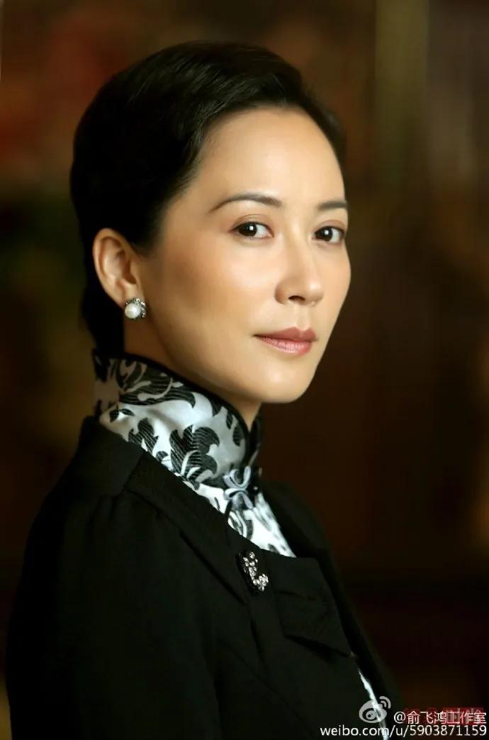 俞飞鸿旗袍，眉眼如画