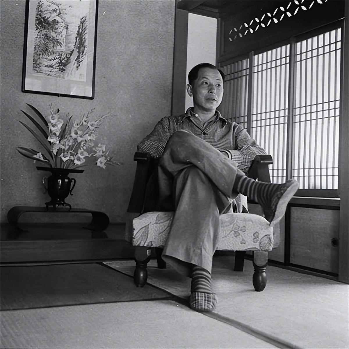 我党领导人都是如何评价蒋介石的？周总理评语中肯，毛主席最精辟