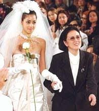 日本卡戴珊美女姐妹花！豪门出身超拽，却双双被渣男骗惨？