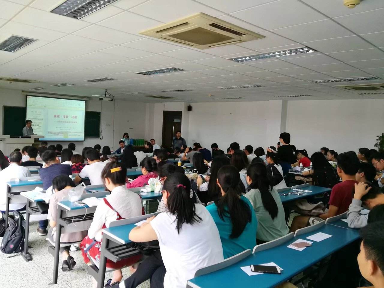 张雪峰直言，今年这4个专业的录取分数线或将上涨，冷门变热门