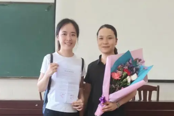 武大附属中学高薪聘老师，待遇优厚有编制，不比深圳中学教师差