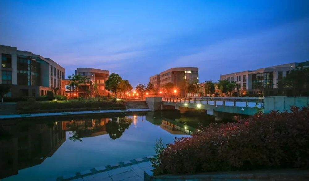 江苏适合学生报考的本科学校，录取分数低，考生首选这4所