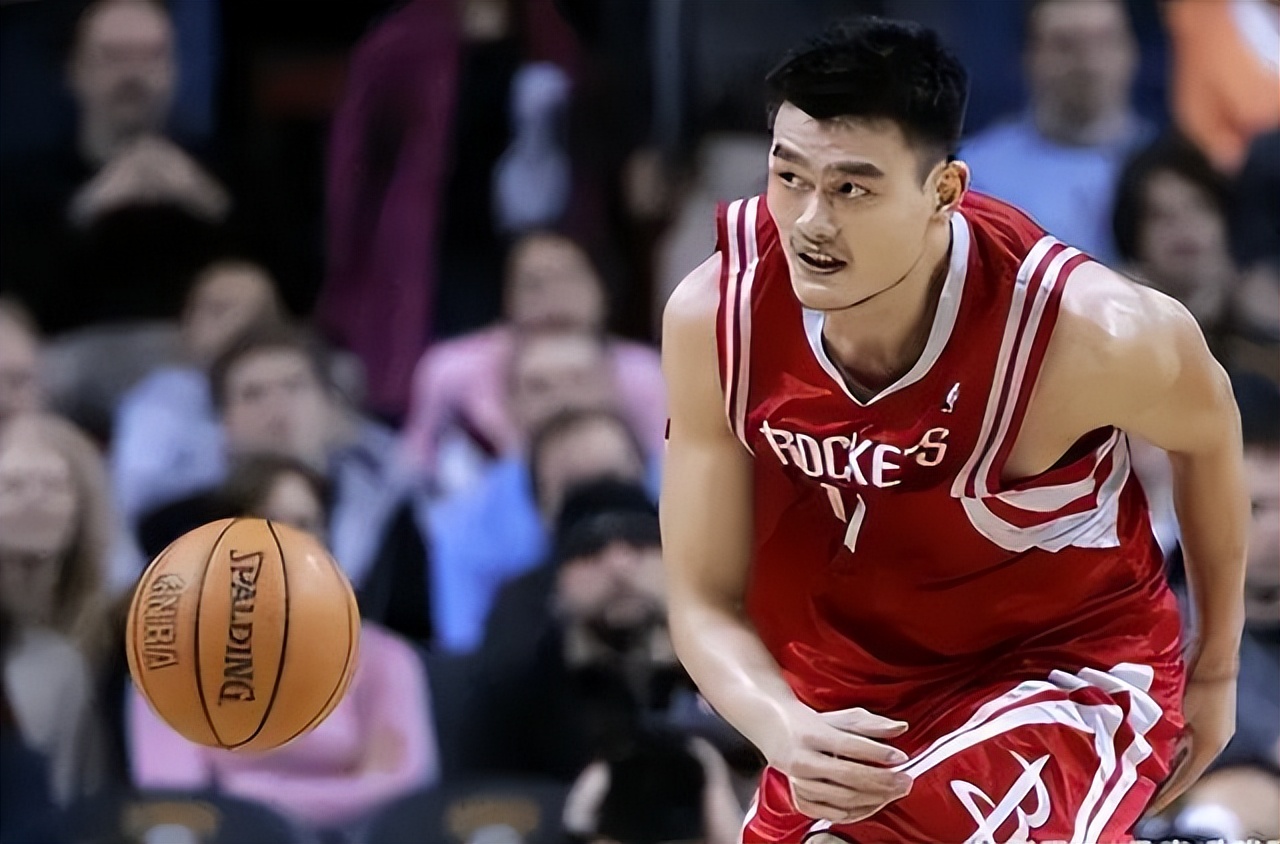 薛玉洋为什么不娶nba(记得河南球员薛玉洋吗？当年被NBA选中遭篮协阻拦，如今泯然众人)