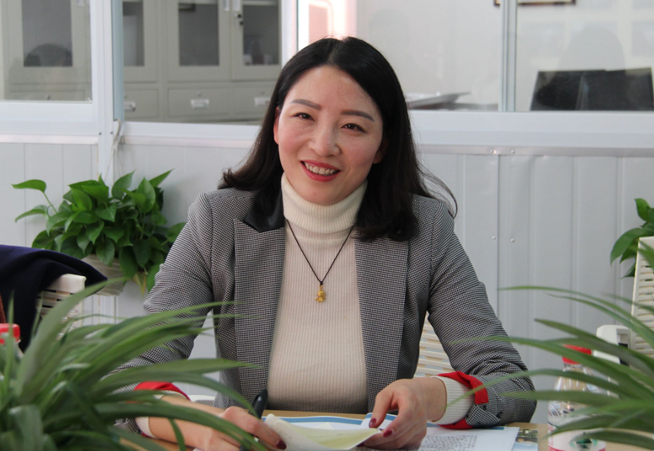 上海某高校招聘老师，薪资高待遇好，就是学历门槛让人受不了